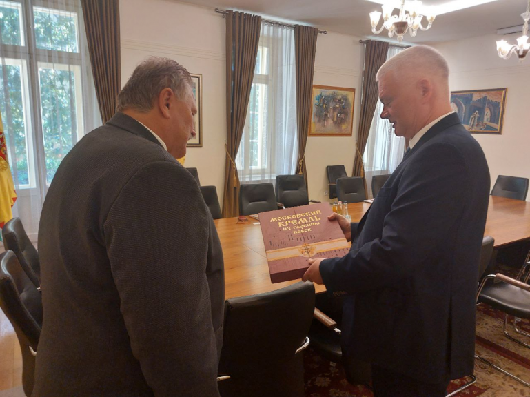 О встрече Генерального консула России в Дебрецене с мэром Мишкольца